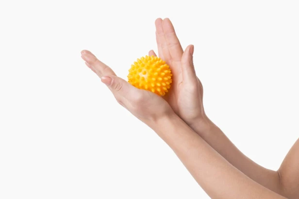 ref-880-tullo-fizjo-spiky-massage-pilki-rehabilita2.jpg